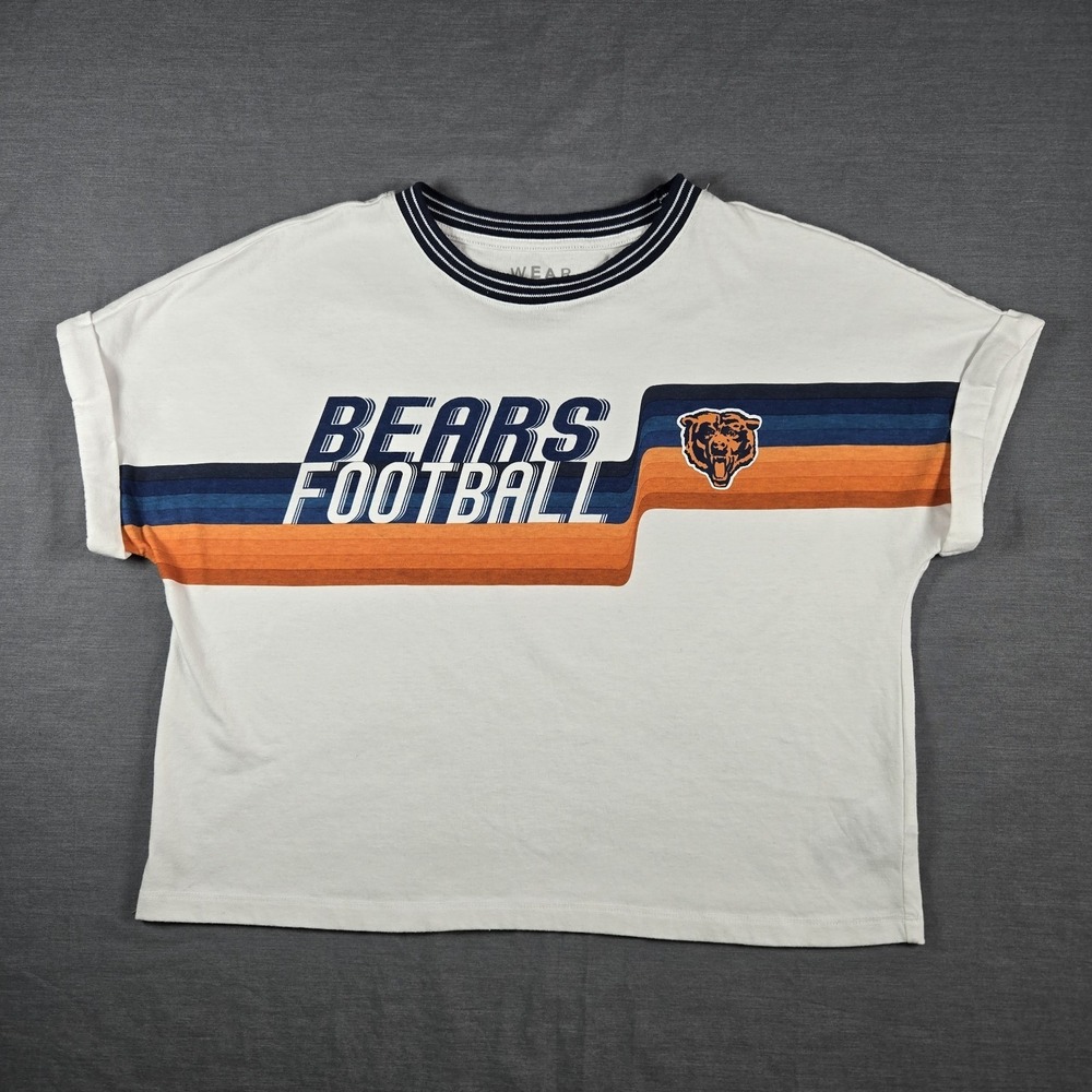 Vintage Style Chicago Bears WEAR by Erin Andrews Cropped Graphic Tee NFL - White